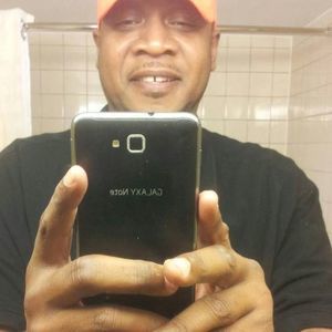 Meet your Posher, Derek